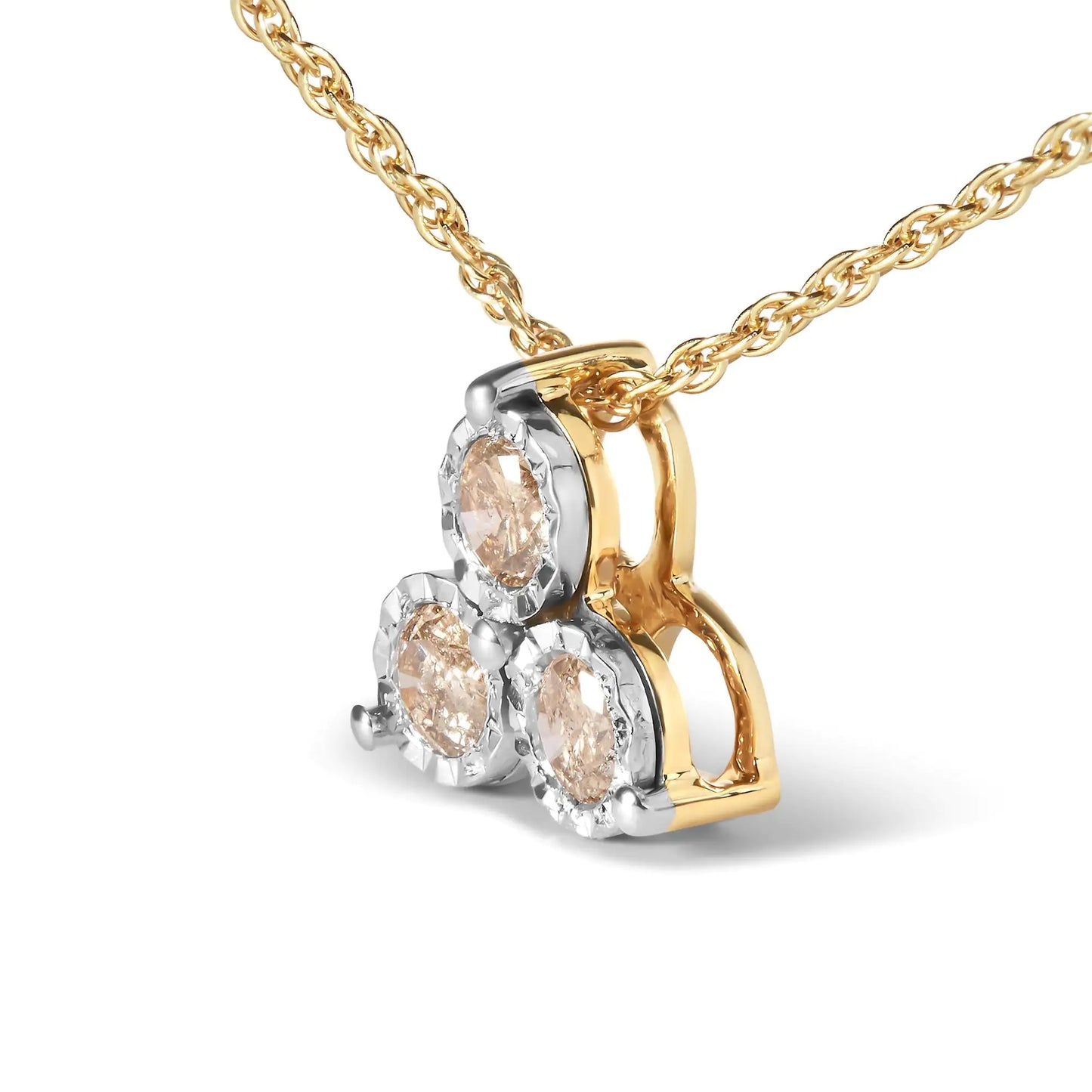 Collar con colgante de 45,7 cm (18"), en plata de ley 925 bañada en oro amarillo de 14 quilates con tres diamantes de 1/4 quilates (color JK, claridad I1-I2)