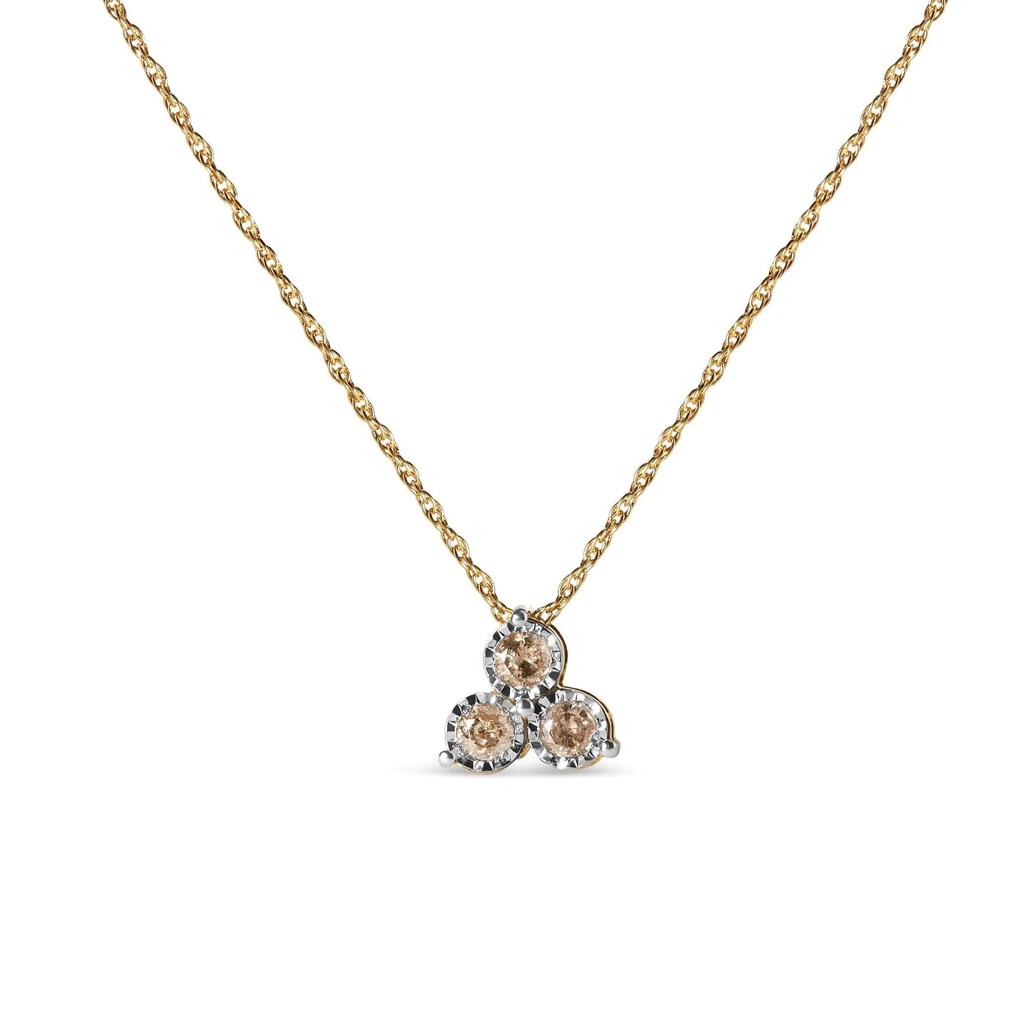 Collar con colgante de 45,7 cm (18"), en plata de ley 925 bañada en oro amarillo de 14 quilates con tres diamantes de 1/4 quilates (color JK, claridad I1-I2)