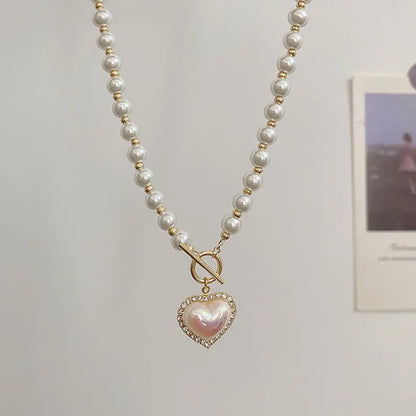 Elegant Pearl Beaded Necklace with Rhinestone Heart Pendant